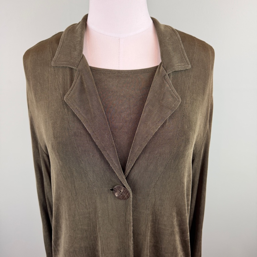 Chico’s Olive green 2 piece Travelers Set Tank & Jacket size 1 or Medium 8/10 - Picture 2 of 6